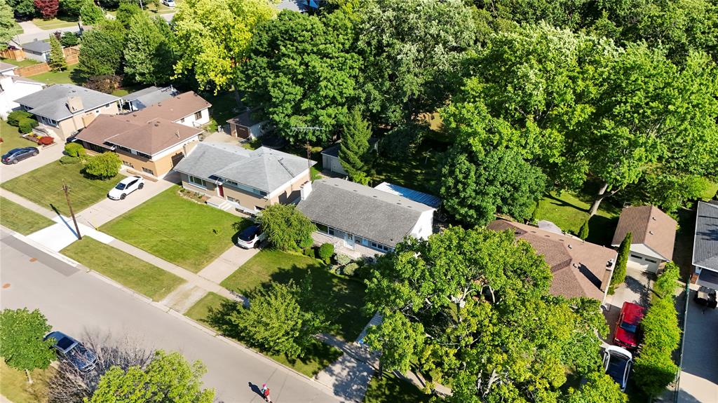 875 KEMSLEY Drive, Sarnia, Ontario, Canada photo 11