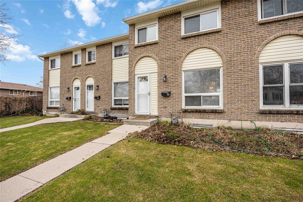 27 TURNER Drive Unit# 26, Sarnia, Ontario, Canada photo 2