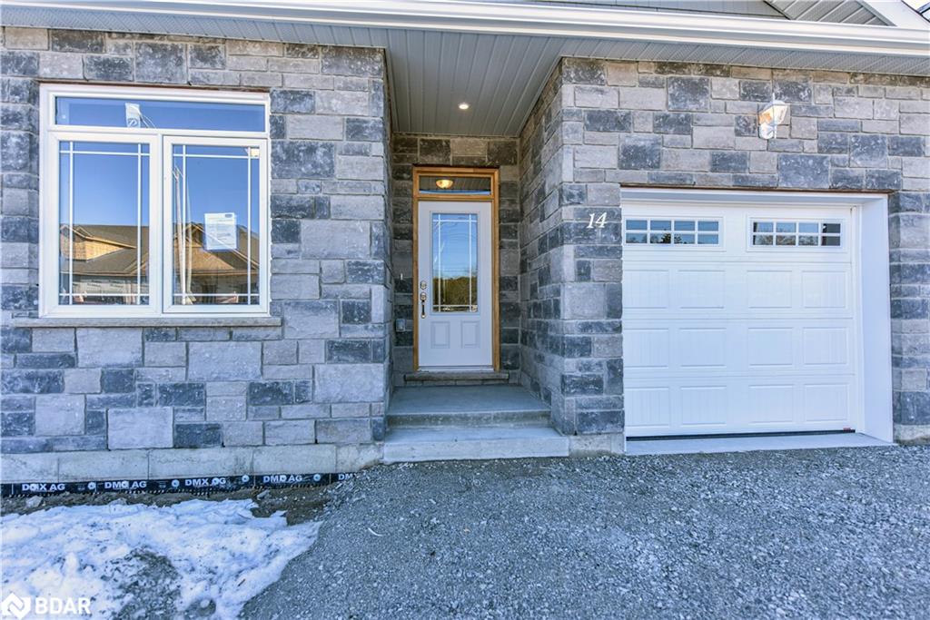 47 LEANNE'S Way, Orillia, Ontario, Canada