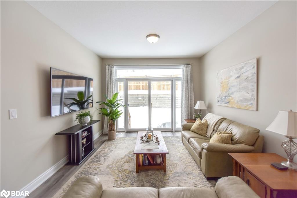 47 LEANNE'S Way, Orillia, Ontario, Canada