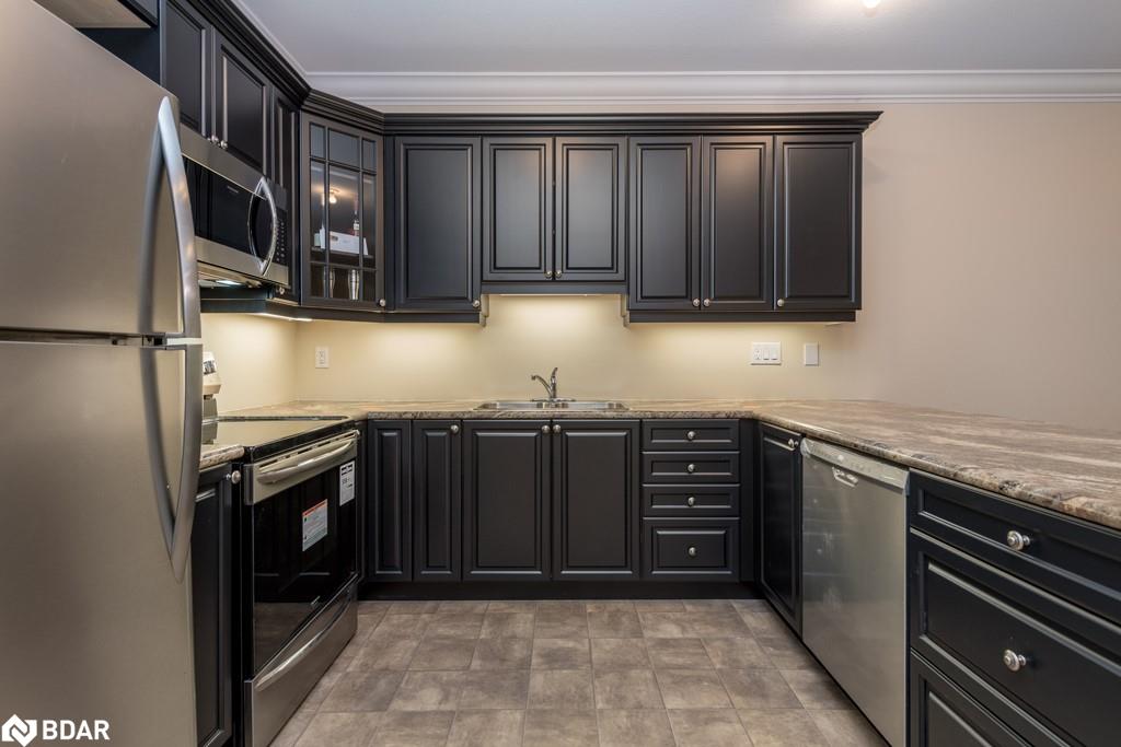 48 LEANNE'S Way, Orillia, Ontario, Canada