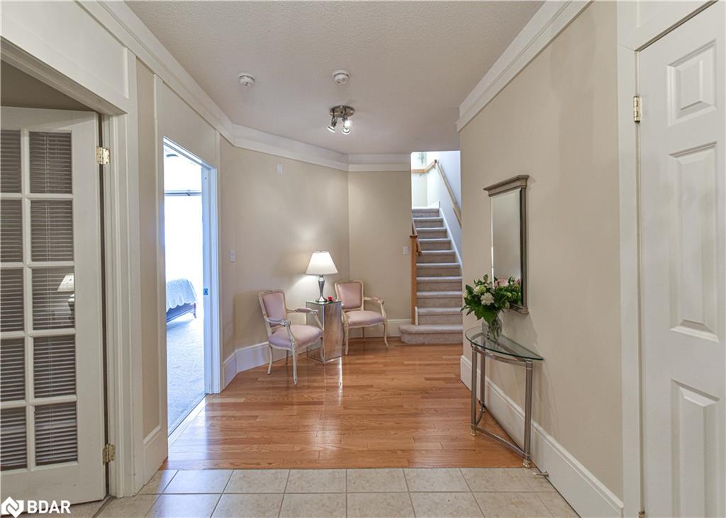 140 CEDAR ISLAND Road Unit# 401, Orillia, Ontario, Canada