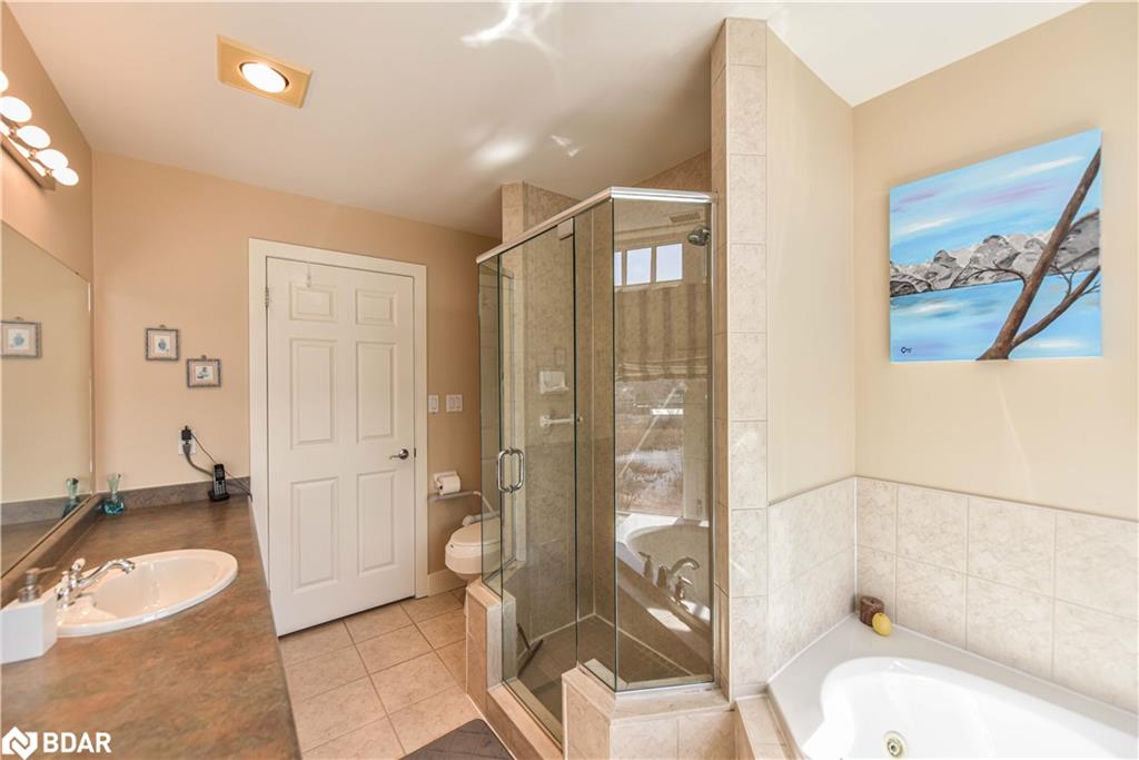 140 CEDAR ISLAND Road Unit# 401, Orillia, Ontario, Canada