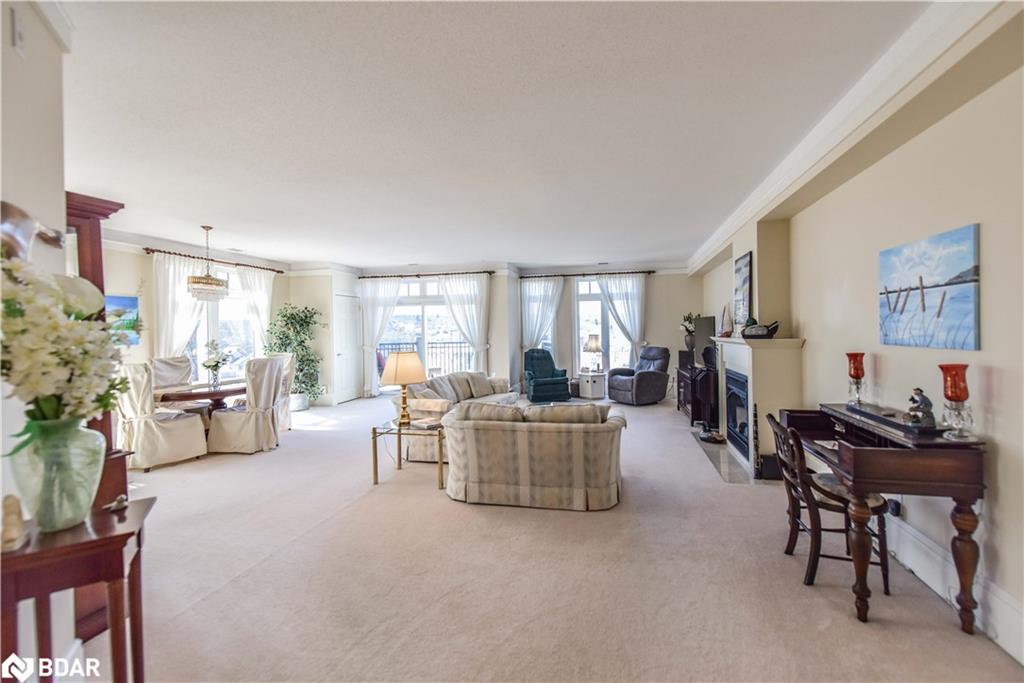 140 CEDAR ISLAND Road Unit# 401, Orillia, Ontario, Canada