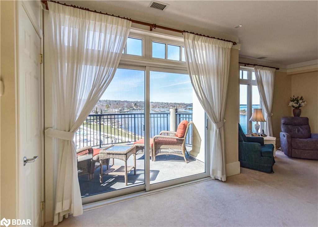 140 CEDAR ISLAND Road Unit# 401, Orillia, Ontario, Canada