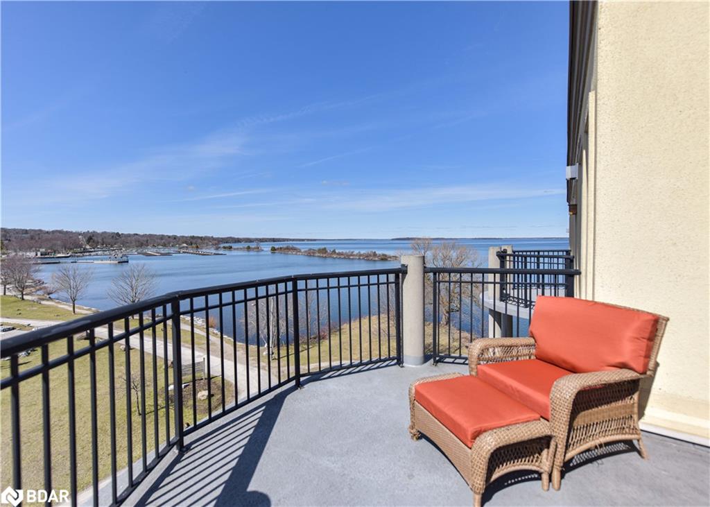140 CEDAR ISLAND Road Unit# 401, Orillia, Ontario, Canada