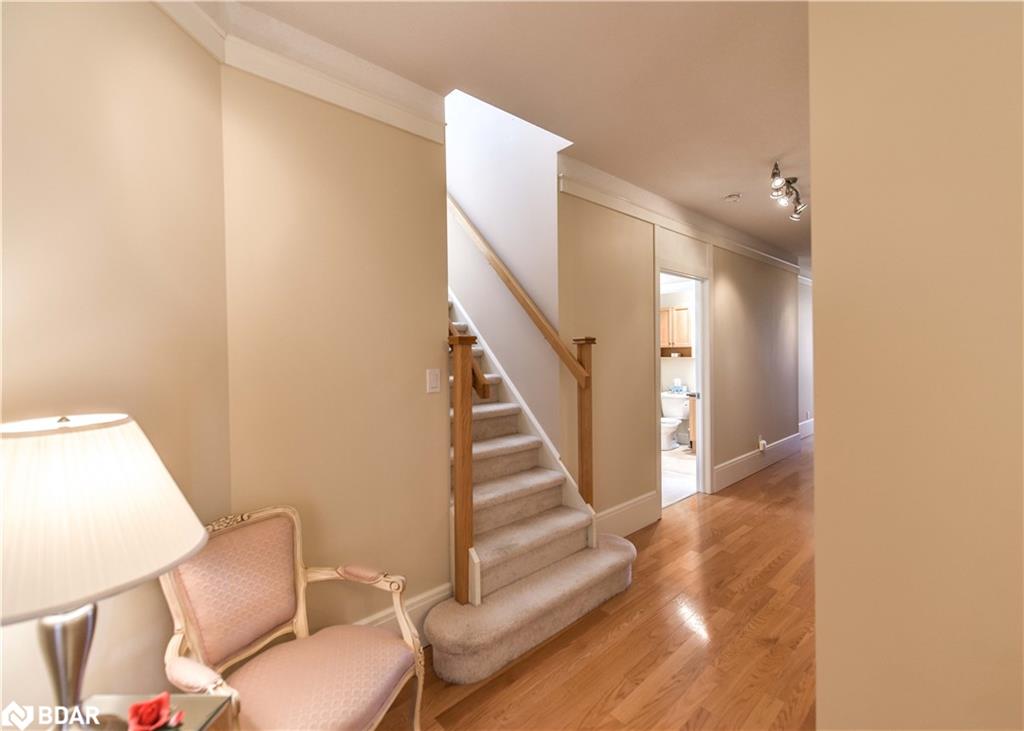 140 CEDAR ISLAND Road Unit# 401, Orillia, Ontario, Canada