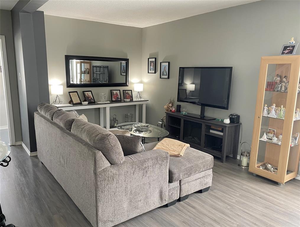 431 BROCK Street South, Sarnia, Ontario, Canada