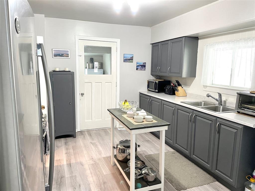 431 BROCK Street South, Sarnia, Ontario, Canada