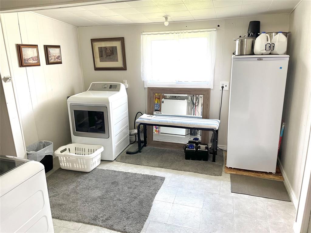 431 BROCK Street South, Sarnia, Ontario, Canada
