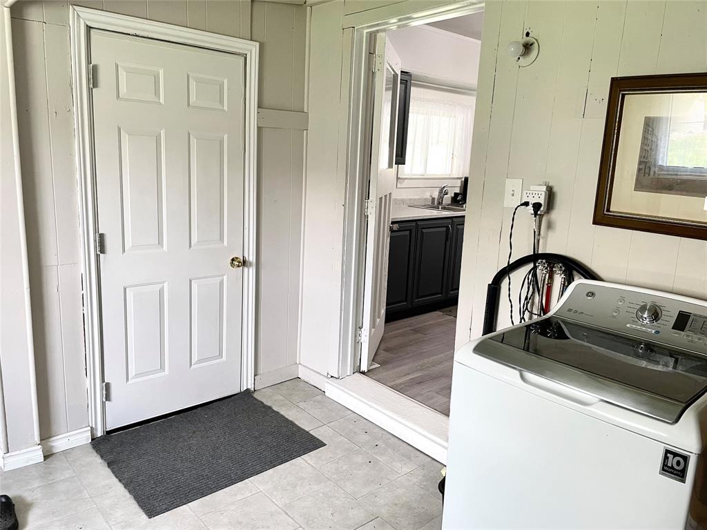 431 BROCK Street South, Sarnia, Ontario, Canada