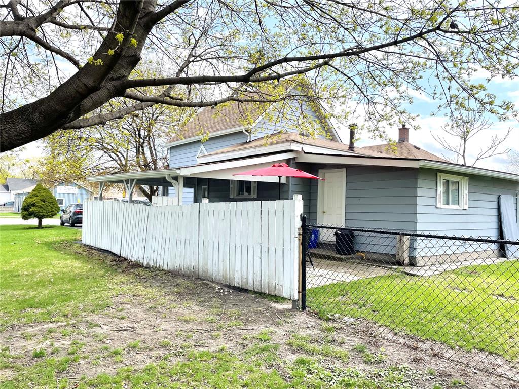 431 BROCK Street South, Sarnia, Ontario, Canada