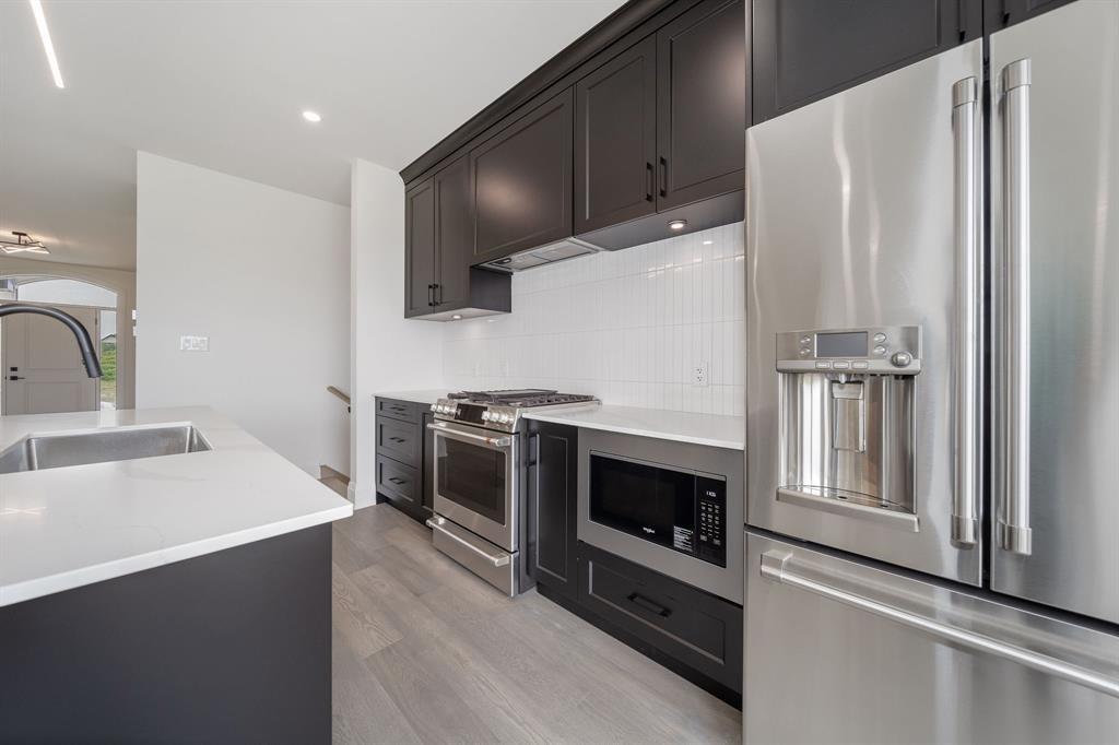 269 BASQUIAT Crescent, Sarnia, Ontario, Canada