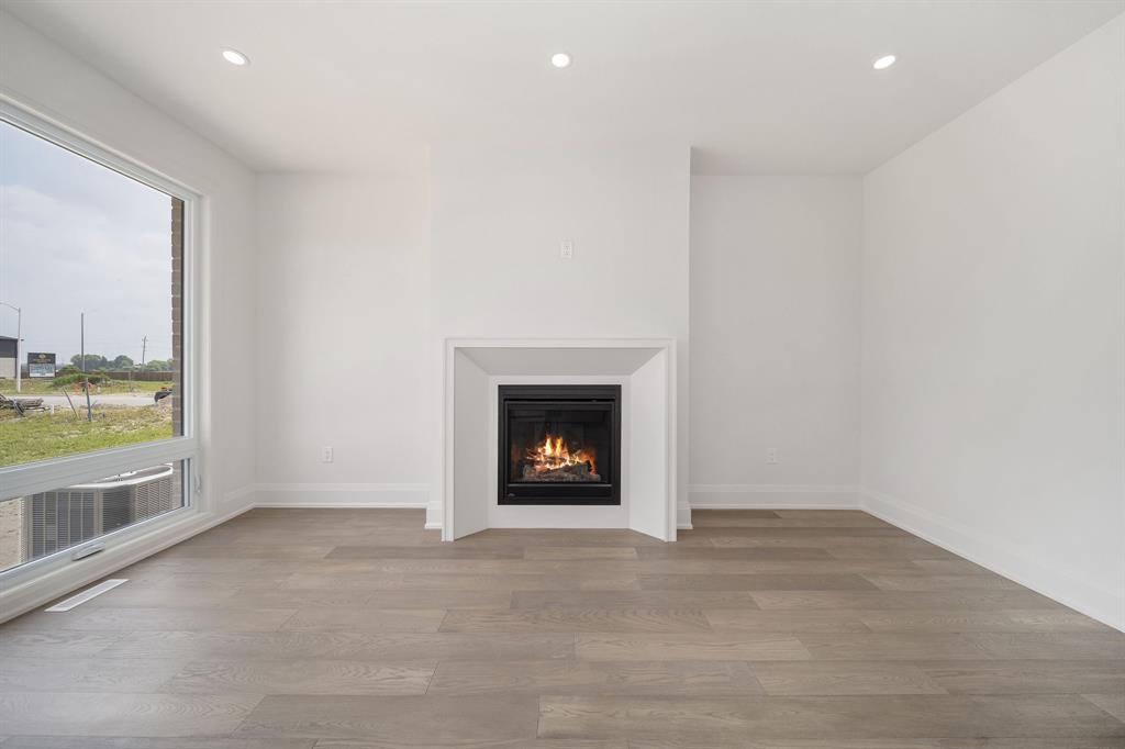 269 BASQUIAT Crescent, Sarnia, Ontario, Canada
