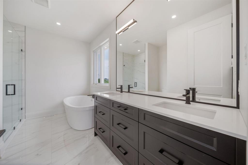 269 BASQUIAT Crescent, Sarnia, Ontario, Canada