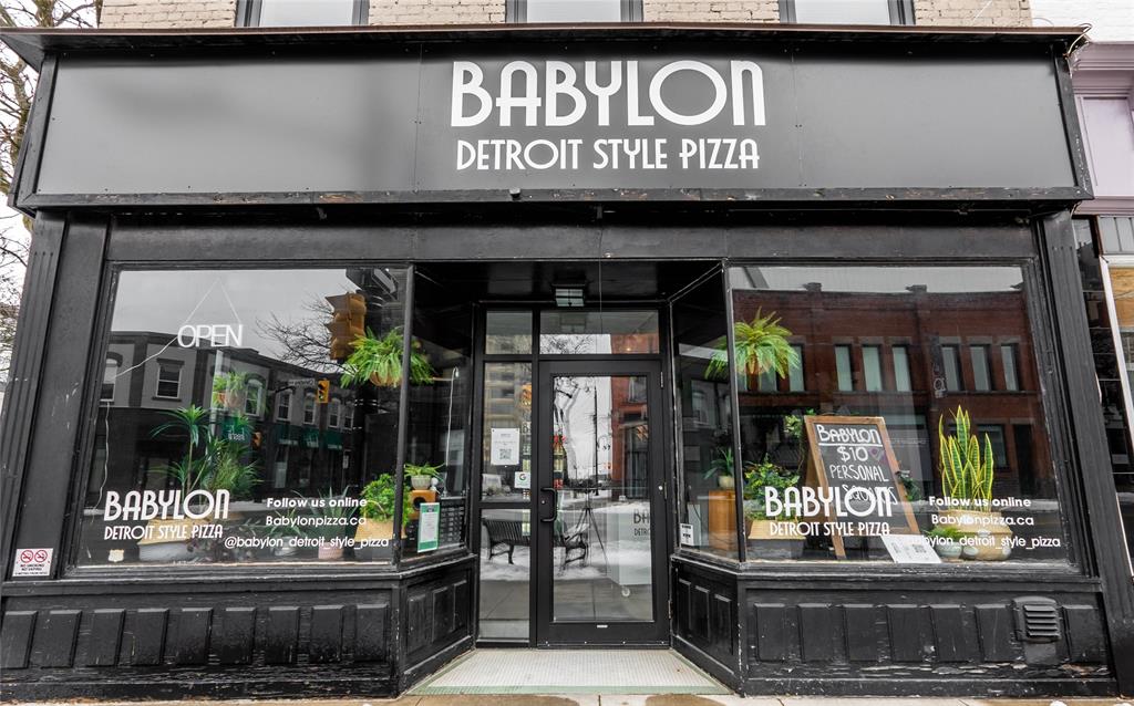 192 Christina Street North, Sarnia Ontario, Canada