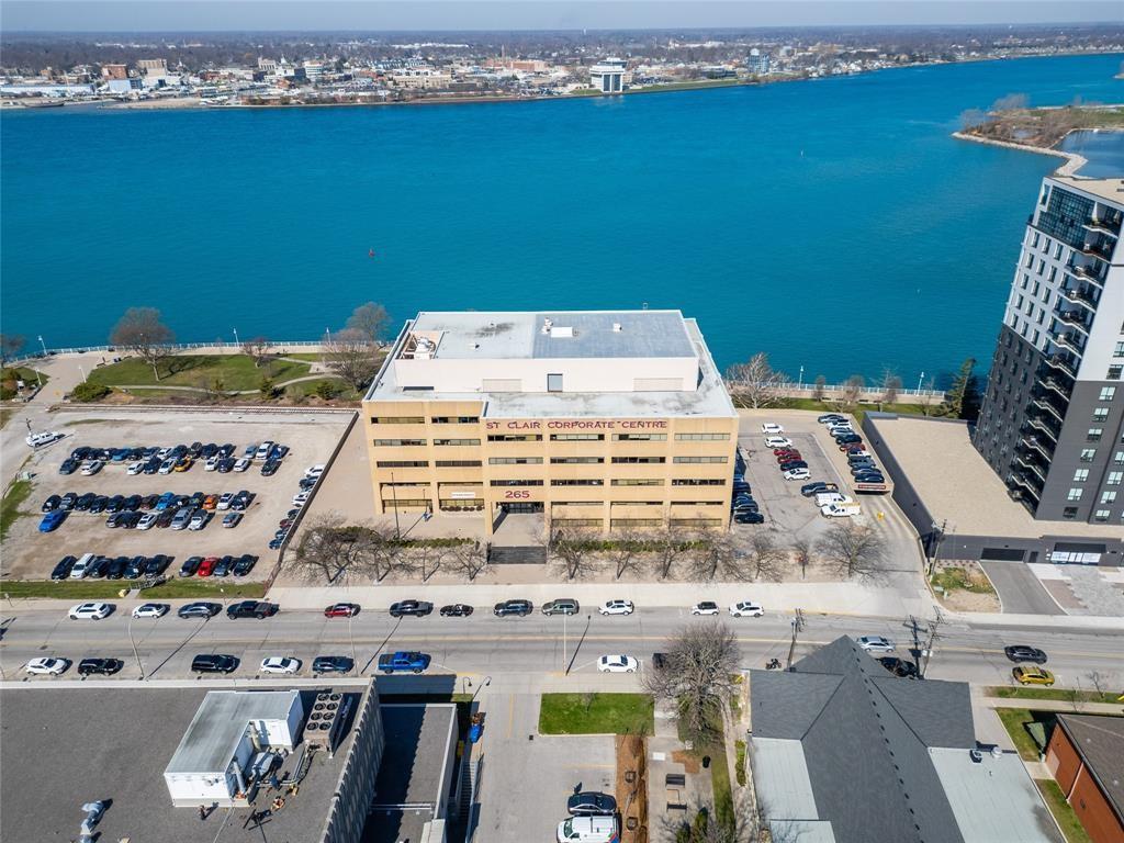 265 Front Street North, Sarnia Ontario, Canada