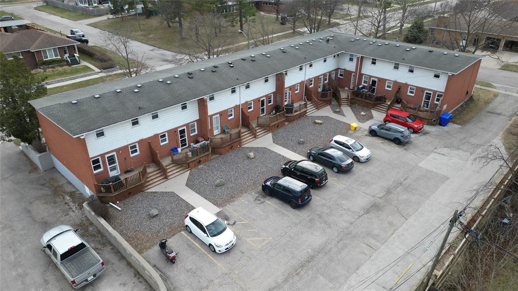1006 KENWOOD Avenue, Sarnia Ontario, Canada
