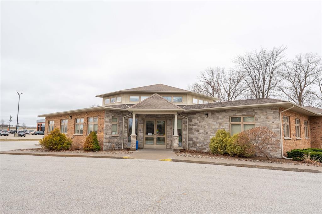 1475 Exmouth Street, Sarnia Ontario, Canada
