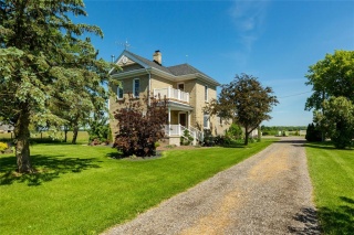 6268 ROKEBY Line, Brooke-Alvinston Ontario, Canada