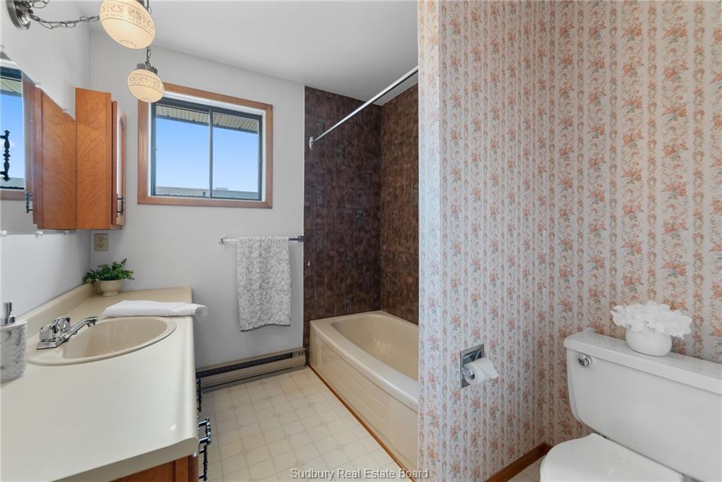 734 William Avenue, Sudbury, Ontario, Canada