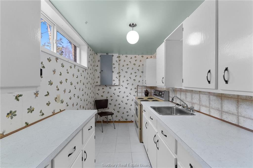 734 William Avenue, Sudbury, Ontario, Canada