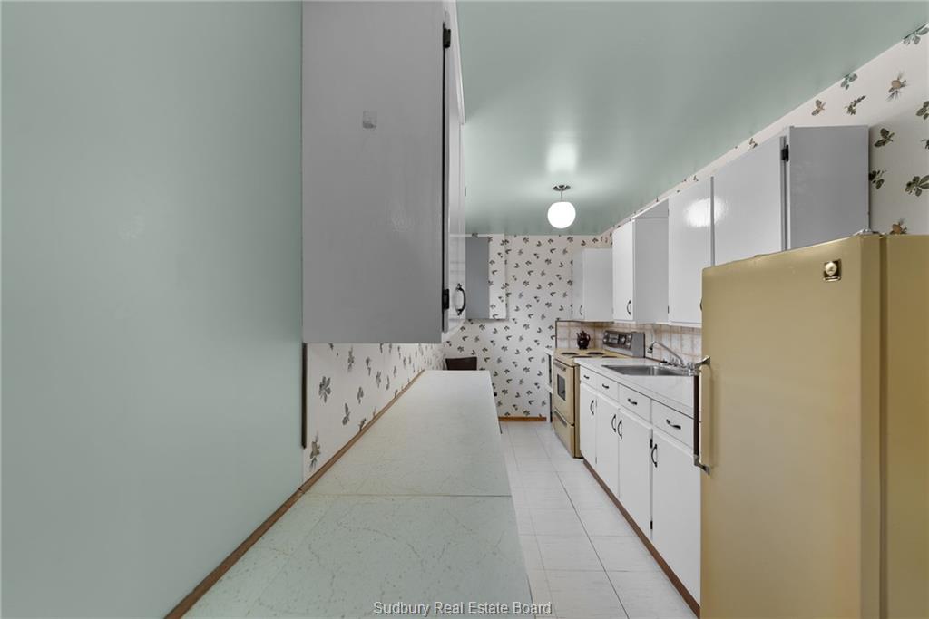 734 William Avenue, Sudbury, Ontario, Canada