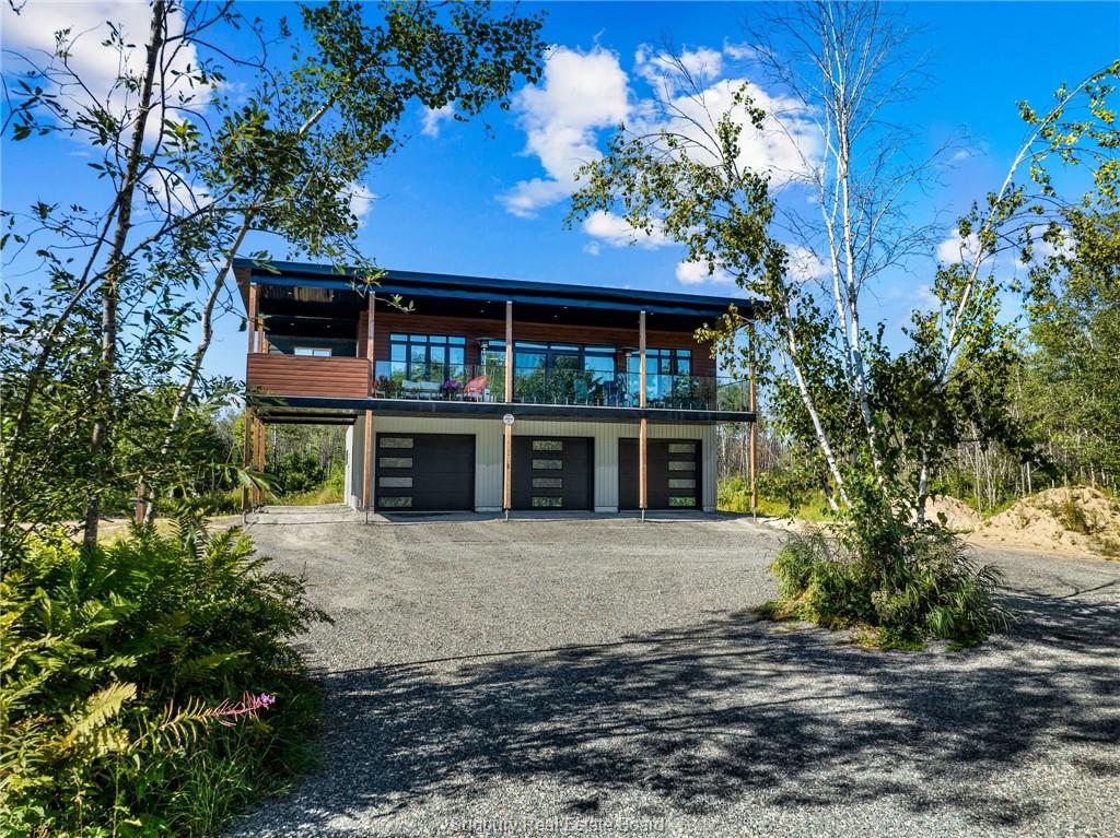 1836 Yorkshire Drive, Val Caron, Ontario, Canada photo 1