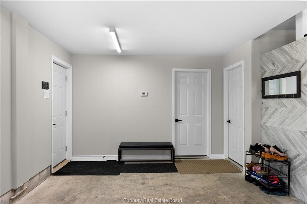 1836 Yorkshire Drive, Val Caron, Ontario, Canada photo 56