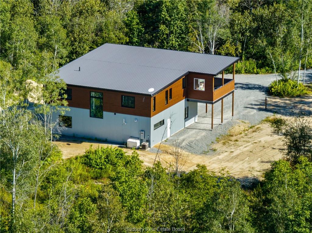 1836 Yorkshire Drive, Val Caron, Ontario, Canada photo 62