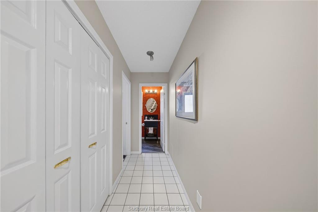 899 Roderick Avenue, Sudbury, Ontario, Canada photo 50
