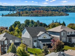 84 bayside crescent, Sudbury Ontario, Canada