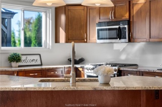 84 Bayside Crescent, Sudbury Ontario