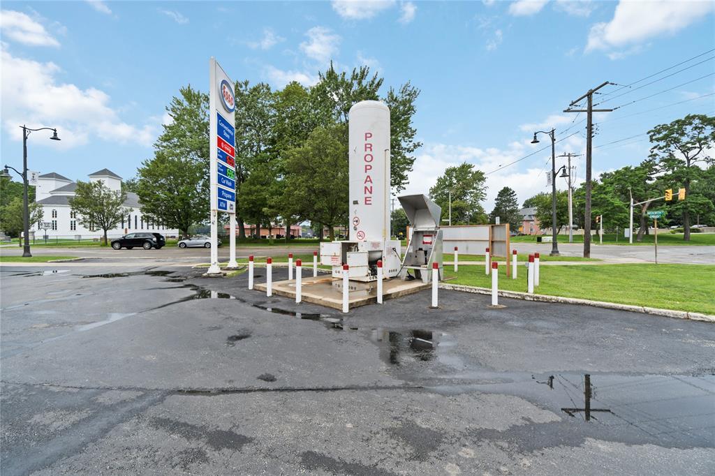 336 LYNDOCH Street, St. Clair, Ontario, Canada