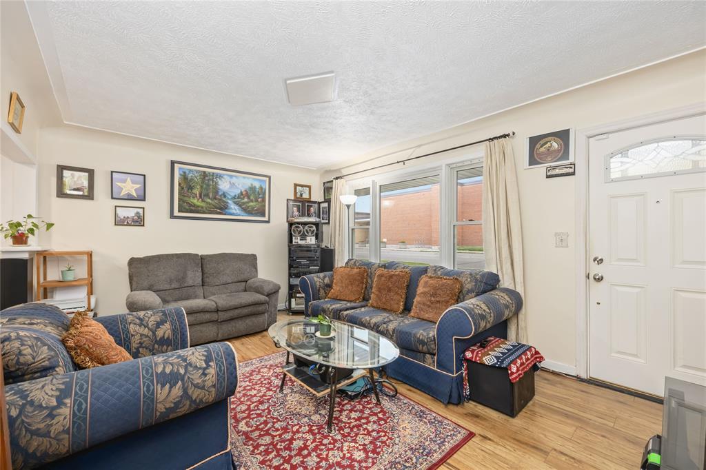 298 LORNE Avenue, Wallaceburg, Ontario, Canada photo 5