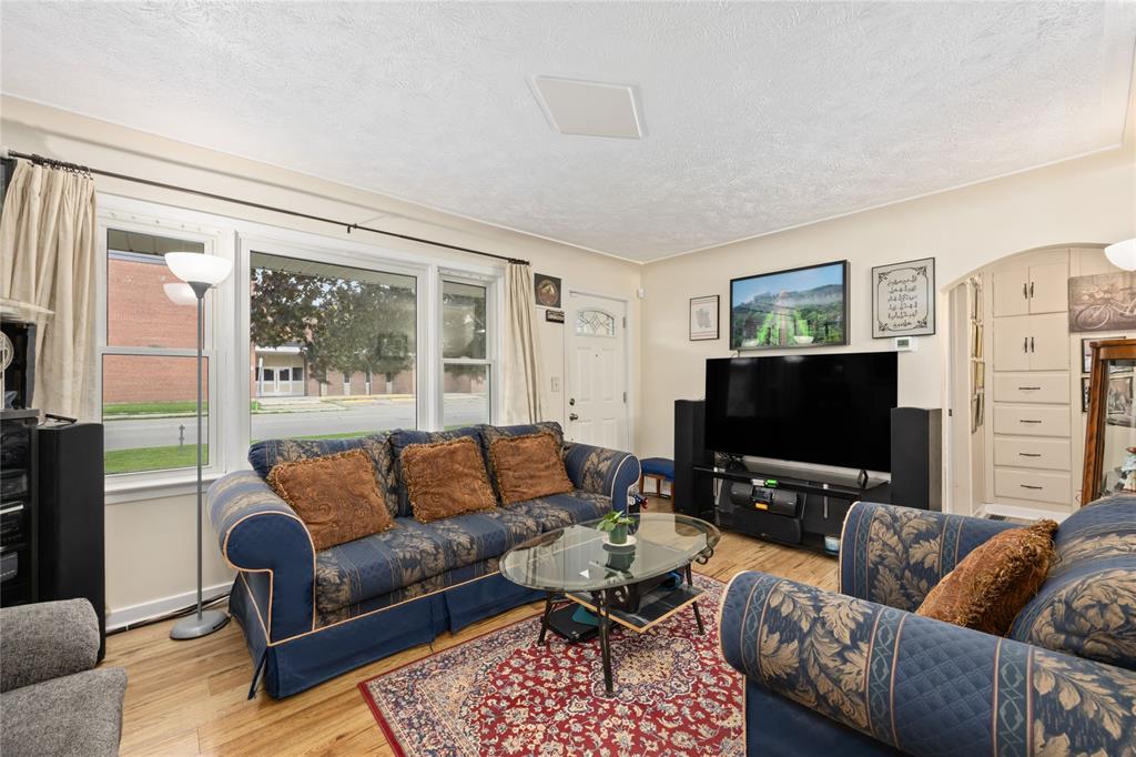 298 LORNE Avenue, Wallaceburg, Ontario, Canada photo 6