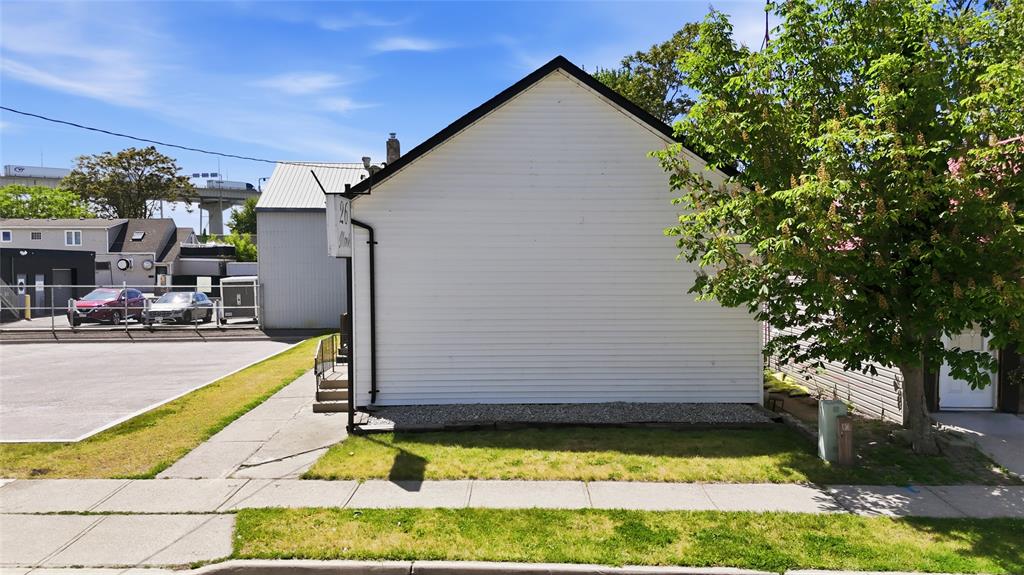 26 MONK Street, Point Edward, Ontario, Canada photo 20