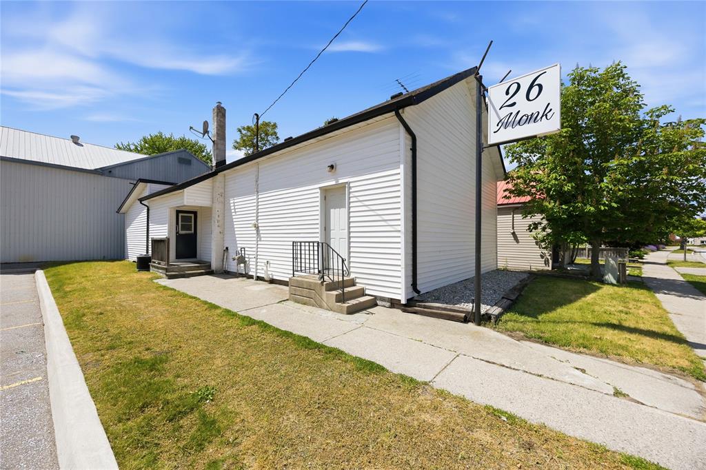 26 MONK Street, Point Edward, Ontario, Canada photo 2