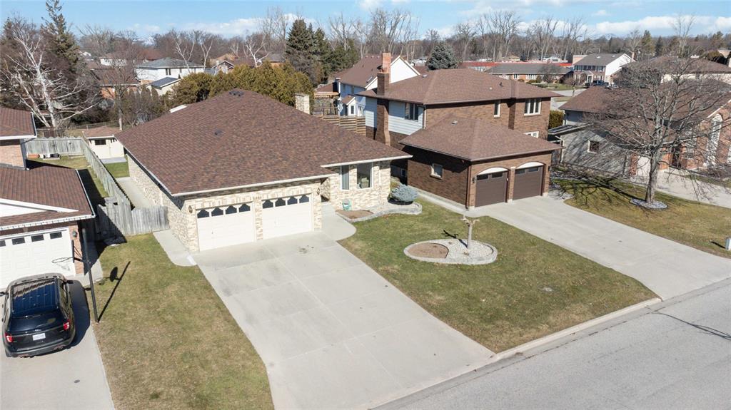 1286 ERROL Road East, Sarnia, Ontario, Canada