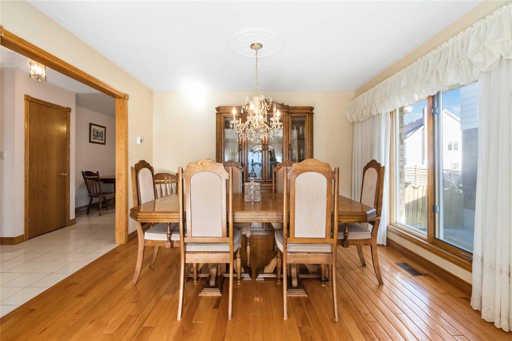 1286 ERROL Road East, Sarnia, Ontario, Canada