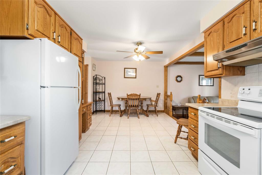 1286 ERROL Road East, Sarnia, Ontario, Canada