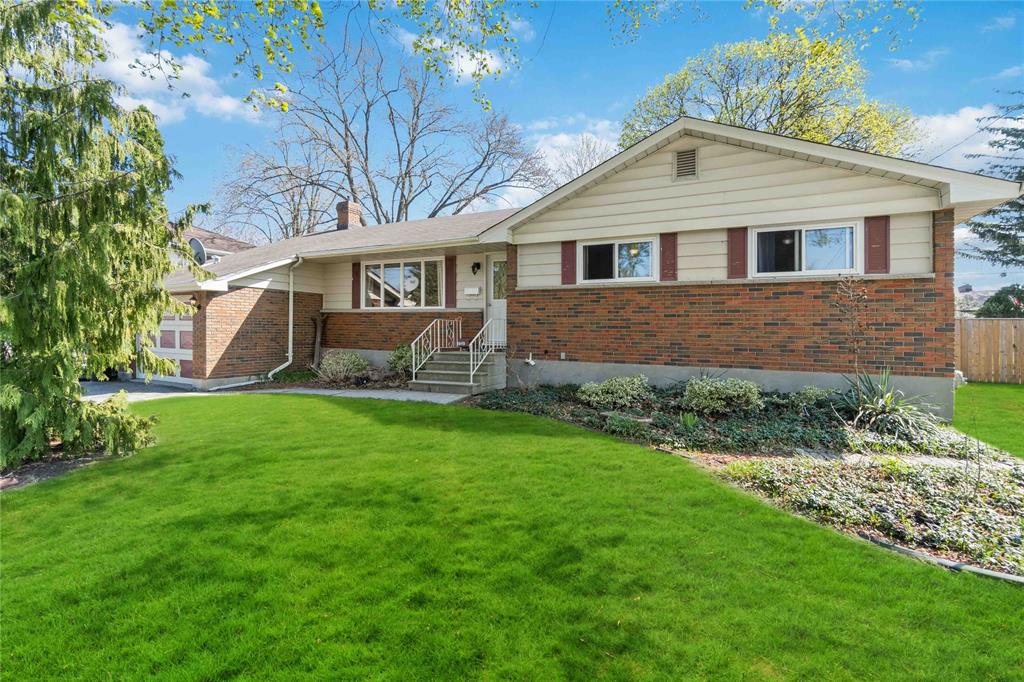 1049 JORDON Drive, Sarnia, Ontario, Canada