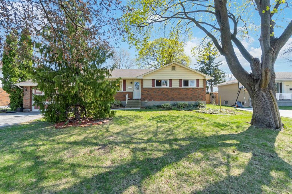 1049 JORDON Drive, Sarnia, Ontario, Canada