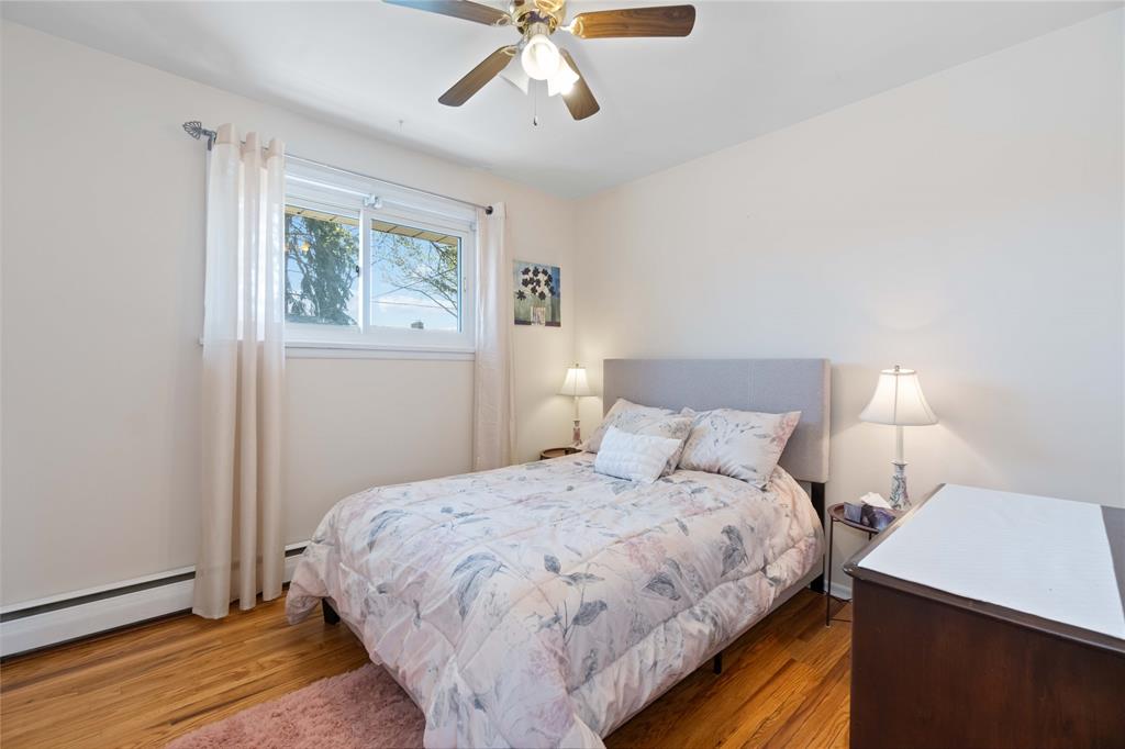 1049 JORDON Drive, Sarnia, Ontario, Canada