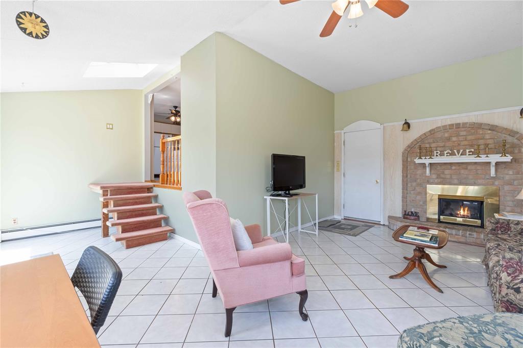 1049 JORDON Drive, Sarnia, Ontario, Canada