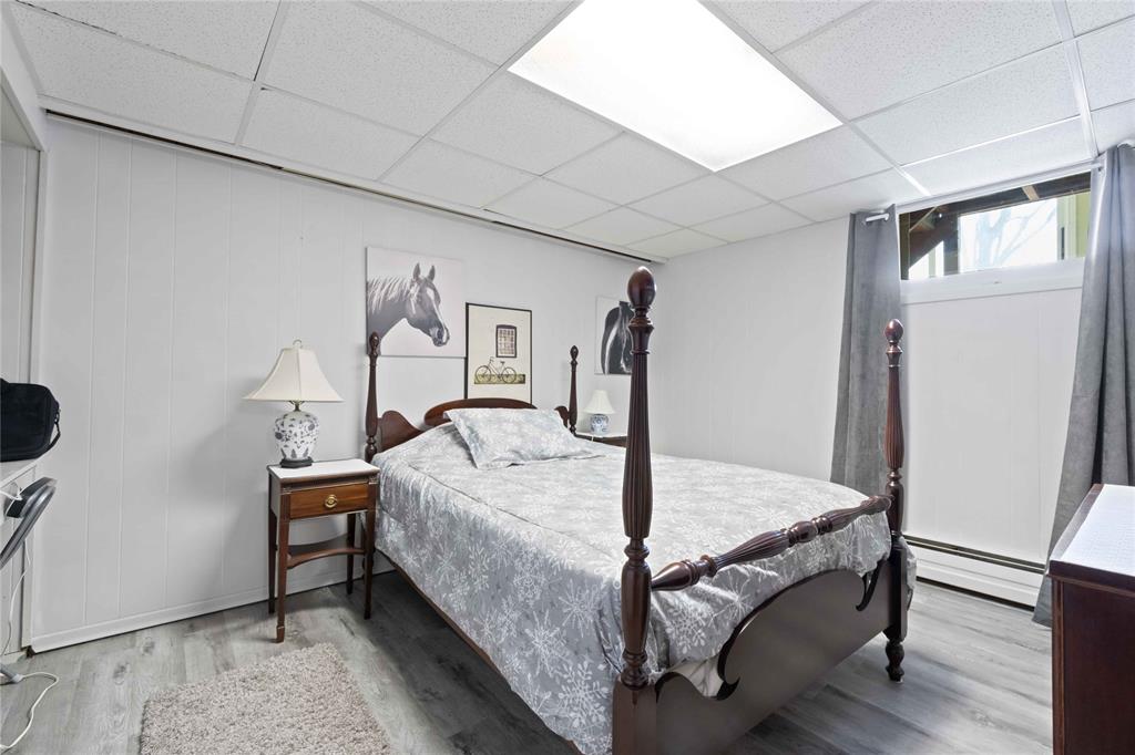 1049 JORDON Drive, Sarnia, Ontario, Canada