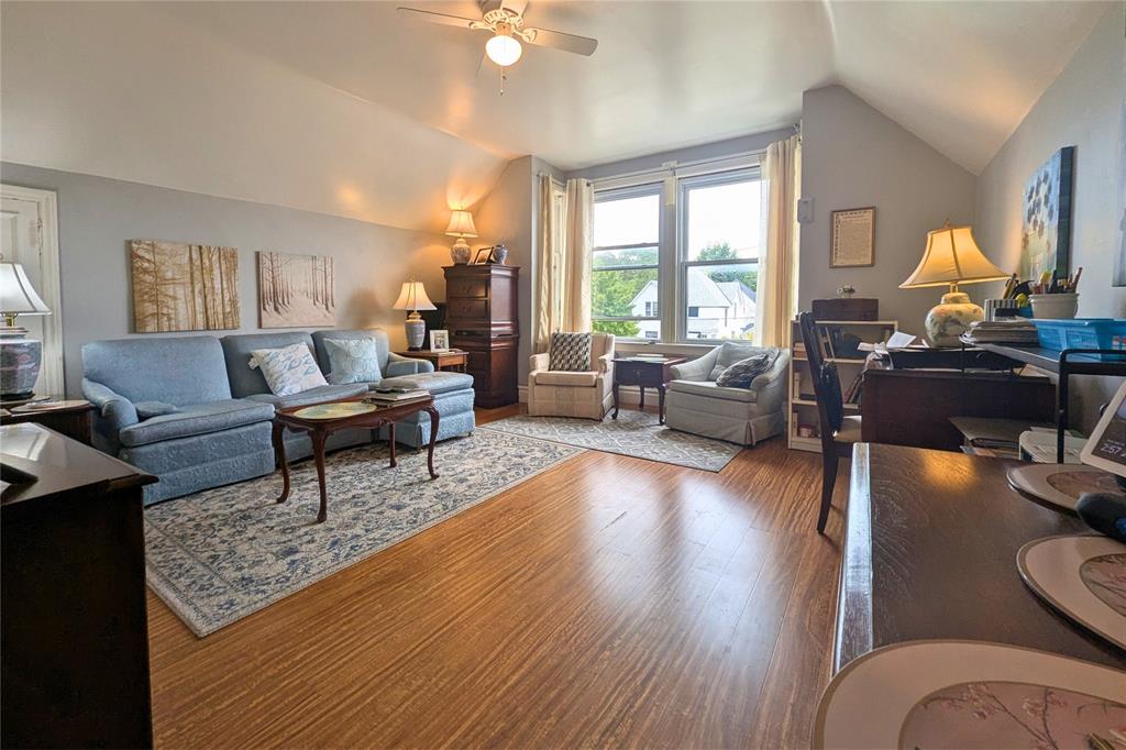 291 WELLINGTON Street, Sarnia, Ontario, Canada photo 6