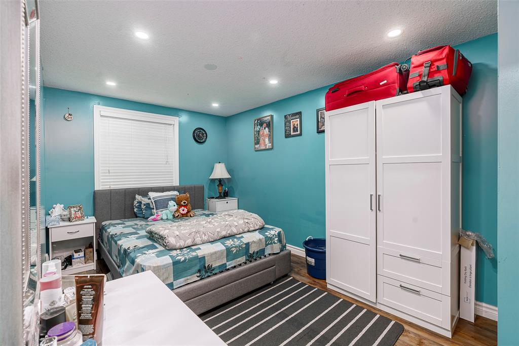 529 TREEWOOD CRES., Sarnia, Ontario, Canada