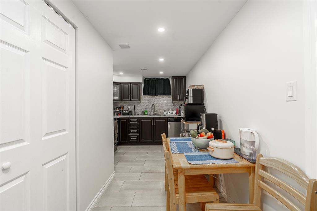 529 TREEWOOD CRES., Sarnia, Ontario, Canada