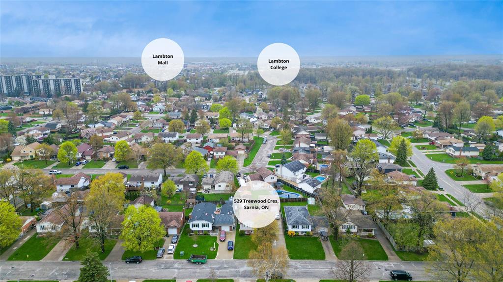529 TREEWOOD CRES., Sarnia, Ontario, Canada